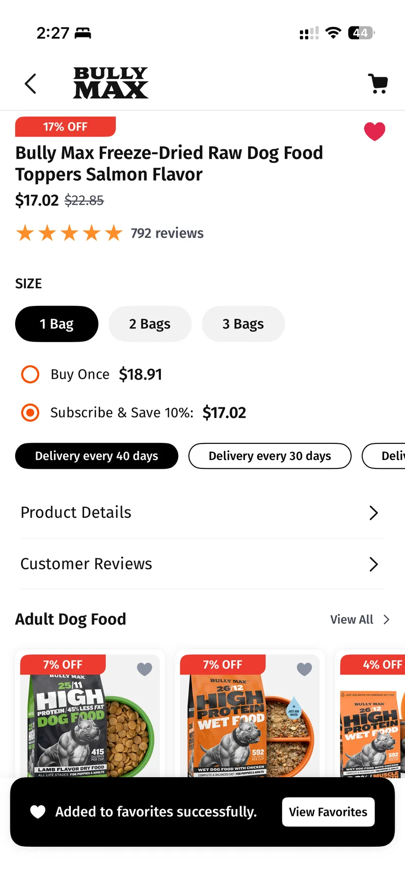 The same page further down: a size selector, one-off and recurring pricing, selectable delivery intervals and customer reviews
